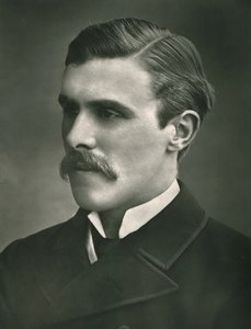 The Right Honorable William St. John Fremantle Brodrick, c1899. av Russell and Sons
