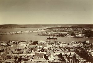 Södra viken och Cape Paul i Sevastopol (Sebastopol). Albuminfoto, slutet av 1850-talet. Institutet för den materiella kulturens historia, St Petersburg av Russian Photographer