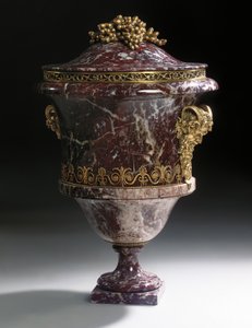 Ett par vaser, ca 1790 av Russian School