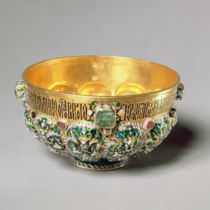 Präglat skålset med cabouchon ädelstenar och polykrom dekoration, 1653 (guld med ädelstenar och pärlor)