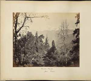 Bunderpoonch (Jumnootri Peak), 20.758 fot, från höjderna ovanför Barsoo av Samuel Bourne