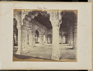 Delhi - Palatset, interiör av Diwan-i-Khas av Samuel Bourne