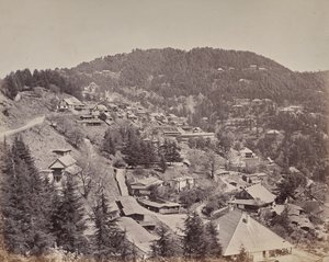 Shimla. Europeiska invånares hus, vy mot öster av Samuel Bourne