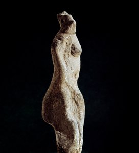 Nuragisk kultur (nuraghi) Sardinian: kalkstensstatyett av Venus steatopigic (form på nedre delen av ryggen) (Venus de Macomer), som kommer från Macomer, nära Nuoro. Anor från den prenuragiska perioden (25-1700-talet f.Kr.) Eneolitikum. Cagliari, Arkeologis