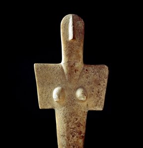 Nuragisk kultur (nuraghi) Sardinian: kalkstensstatyett av modergudinnan, idol av kykladisk typ, från Senorbi (Trexenta-regionen) med anor från den prenuragiska perioden (1900-talet f.Kr.) Eneolitikum. Dämpa. 42 cm Cagliari, Museo Nazionale Archeologico, Sa
