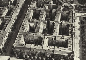Berlin: Berliner Mietskasernen; Gamla bostadshus (s/v foto)