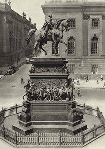 Berlin: Monument till Fredrik den store; Monument över Fredrik den store (s/v foto) av Sasha Stone