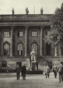 Berlin: Universitat; Universitet (s/v foto) av Sasha Stone