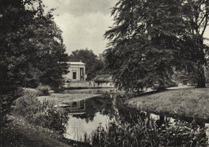 Charlottenhof bei Potsdam; Charlottenhof nära Potsdam (s/v foto) av Sasha Stone