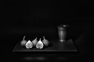 Elegant stilleben med fikon av Saskia Dingemans
