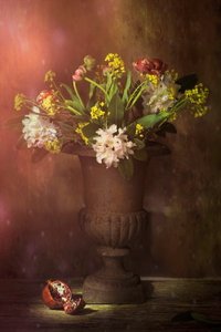 Stämningsfullt blomsterstilleben