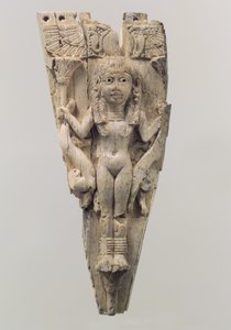 Hästfrontlet snidat i relief med en kvinnlig figur flankerad av lejon, c.900–800 år f.Kr. (elfenben)