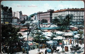 Vykort föreställande Naschmarkt (matmarknad) i Wien, ca 1915 (färg litho)