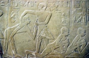 Forntida Egypten, Relief, Byäldste tvingades erkänna sina felaktiga skattedeklarationer till tjänstemän, Merereukas grav, 6: e Dyn (foto) av School Egyptian
