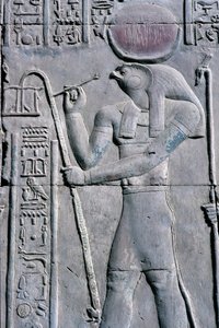 Forntida Egypten, Väggmålning/ristning, Horus skriver på papyrusrulle, Sebeks och Horus tempel, Kom Ombo (foto) av School Egyptian