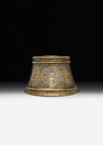 Det ägs av ditt ljus, men sultanen av världens stjärnor och religion sov mellan kung Al-Nasir Muhammad av School Egyptian