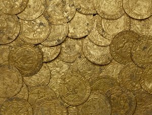 Komplett Tudor guldförråd, Asthall Hoard, från Asthall av School English