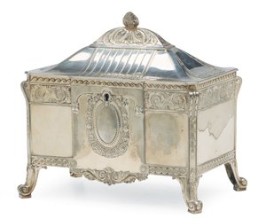 Bordslåda, av WMF, sent 1800 - tidigt 1900-tal (försilvrad metall)