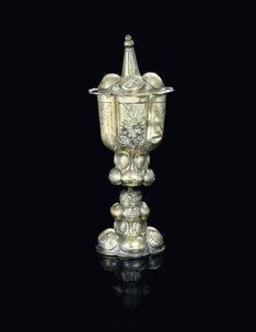 Bägare och lock, troligen Transsylvanien, tidigt 1600-tal (förgylld silver) av School Hungarian