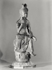 Bodhisattva sittande i en meditativ ställning, c.645-794 (förgylld brons) (s/v foto) av Japanese School