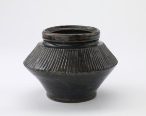 Jar, Tachikui, Hyogo-prefekturen, Edo-perioden, sent 1700-mitten av 1800-talet (keramik) av Japanese School