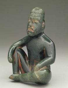 Sittande figur med upphöjt knä, Highland Olmec, San Martin Texmelucan