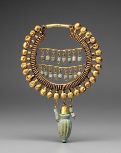 Örhänge, 550-330 f.Kr. (guld och fajans) av School Persian