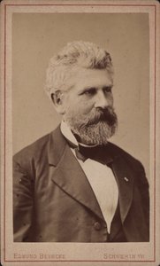 Porträtt av cellisten och kompositören Georg Goltermann 1824-1898, ca. 1880. av Schwerin . Photo studio Edmund Behncke