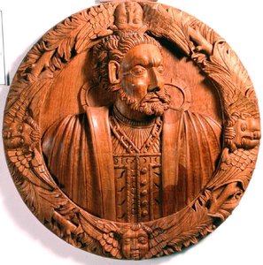 Rundstav, från taket i kungens närvaro (trä) av Scottish School