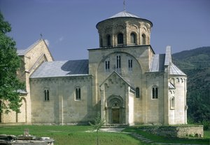 Södervy av kyrkan Sveta Bogodorica av Serbian School