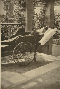 Den ryske författaren Leo Tolstoy återhämtar sig i Gaspra, Krim, Ryssland, 1902. av Sophia Andreevna Tolstaya