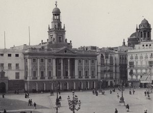 Cadiz: Plaza de Isabel II (s/v foto)