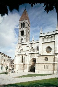 Kyrkan Santa Maria la Antigua av Spanish School
