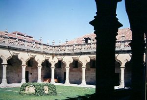 Utsikt över Patio de las Escuelas Menores av Spanish School