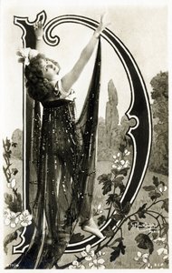 D: Miss Roessler, dansare från Belle Epoque - Alfabetet i vykort av Studio Reutlinger