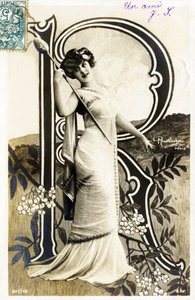 R : Gabrielle Robinne, fransk skådespelerska, Comedie Francaise, Paris - Alfabetet i vykort av Studio Reutlinger