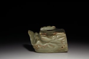 Junkunc Jade Dragon Head (jade) av Tang Dynasty Chinese School
