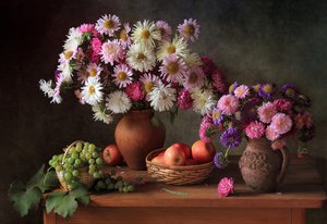 Färgglada asters och frukt av Tatyana Skorokhod