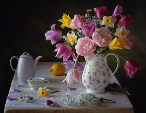 Vårligt blomsterstilleben