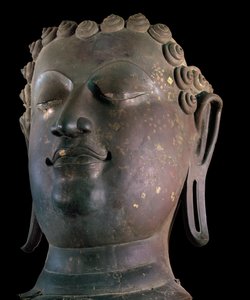Jättebuddhahuvud, Lanna-stil (brons) av Thai School