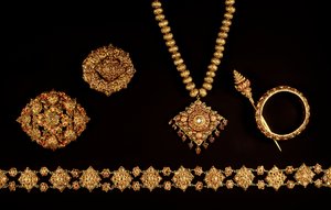 Smycken, Ayutthaya-perioden (1350-1767), 1600- till 1700-talet (guld och ädelstenar)