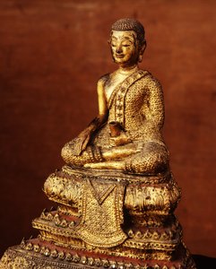 Munkbild från tidigt 1800-tal (brons) av Thai School