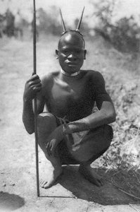 En pojke med horn, Abercorn till Tukuyu, Tanganyika, 1925 1927
