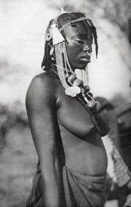 Arabisk kvinna i södra Sudan, Abu Matarik till Halfa, Sudan, 1925 1927.
