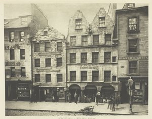 Gamla byggnader på High Street nr. 17-27 av Thomas Annan