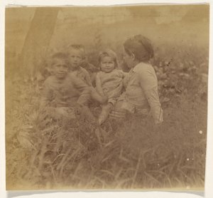 [Frances Eakins Crowell och fyra av hennes barn] av Thomas Eakins