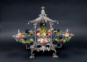 Chinoiserie eperge av Thomas Pitts