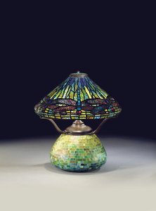 Dragonfly bordslampa, ca 1910 (blyat glas & mosaik) av Tiffany and Company