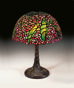 Pony Begonia bordslampa, ca 1910 (blyat glas & brons)