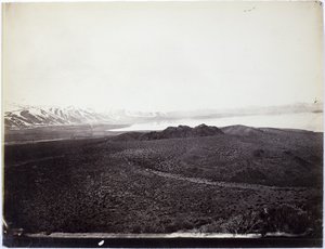 Mono Lake, vulkan, 13.000 meter över havet av Timothy O